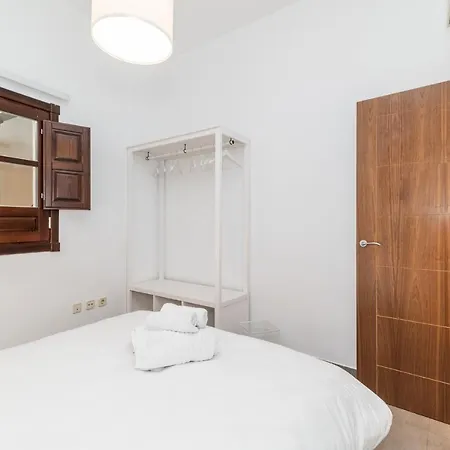 Modern Cozy Flat In Granada's Centre 1 *
